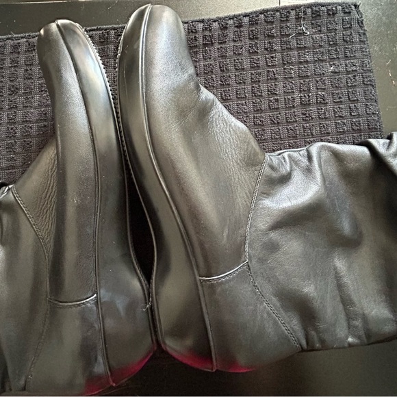 Gently USED DANSKO Women's Devin Slouch Boot SIZE 40 US 9.5-10 - Picture 7 of 10